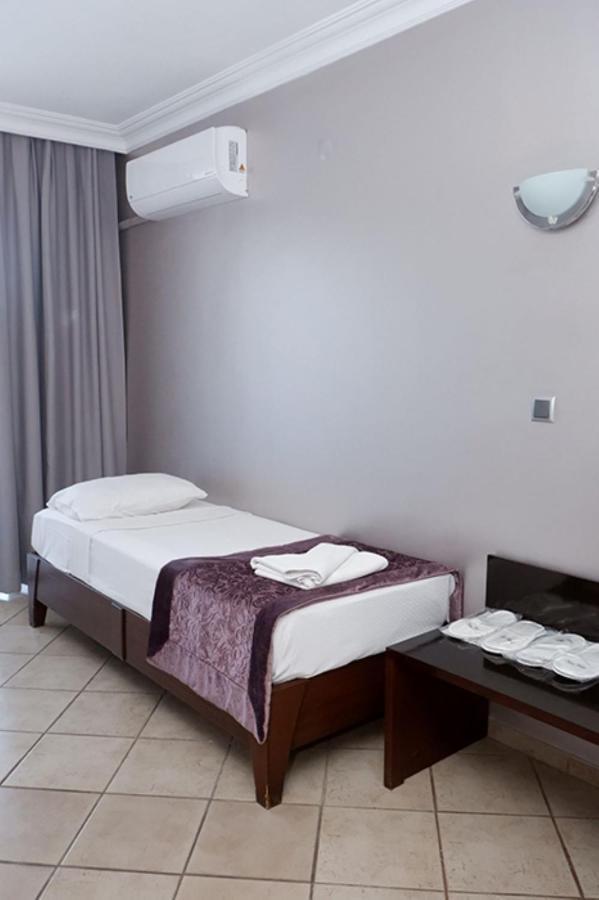 Club Viva Hotel Marmaris Exterior photo